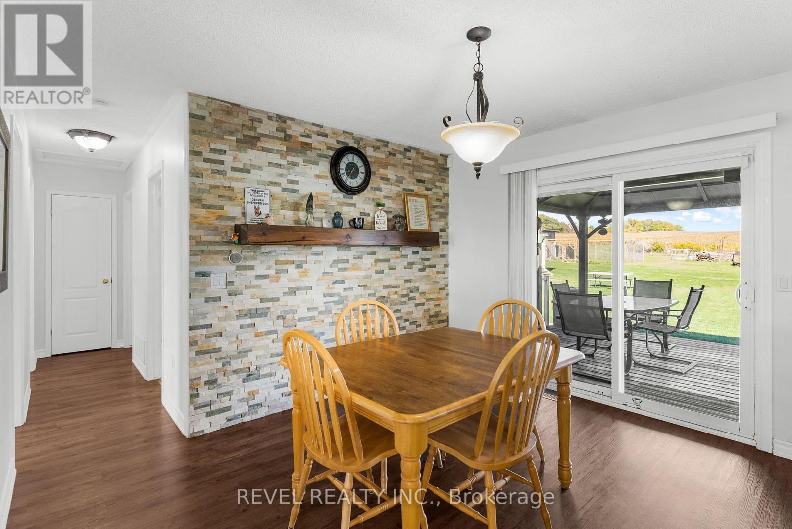 572 6Th Line, Port Hope, ON - Indoor Photo Showing Dining Room
