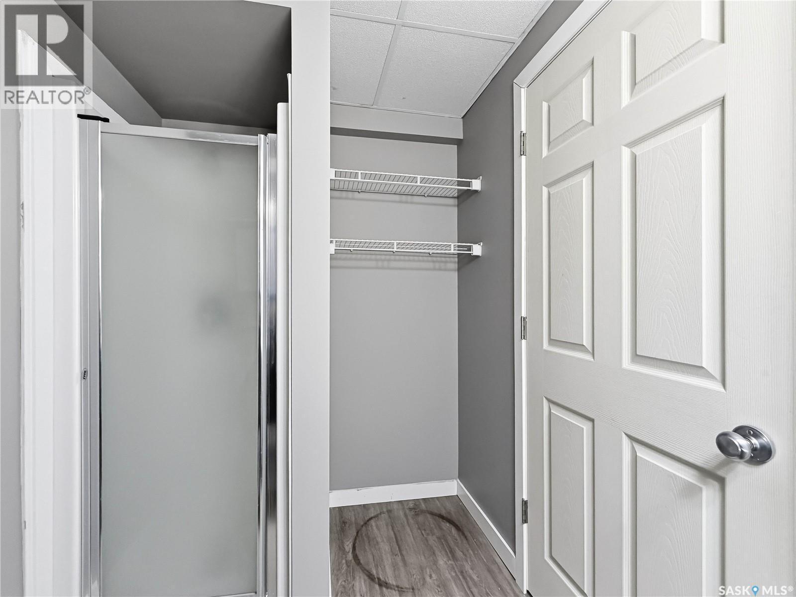 5128 Aerial Crescent, Regina, SK - Indoor