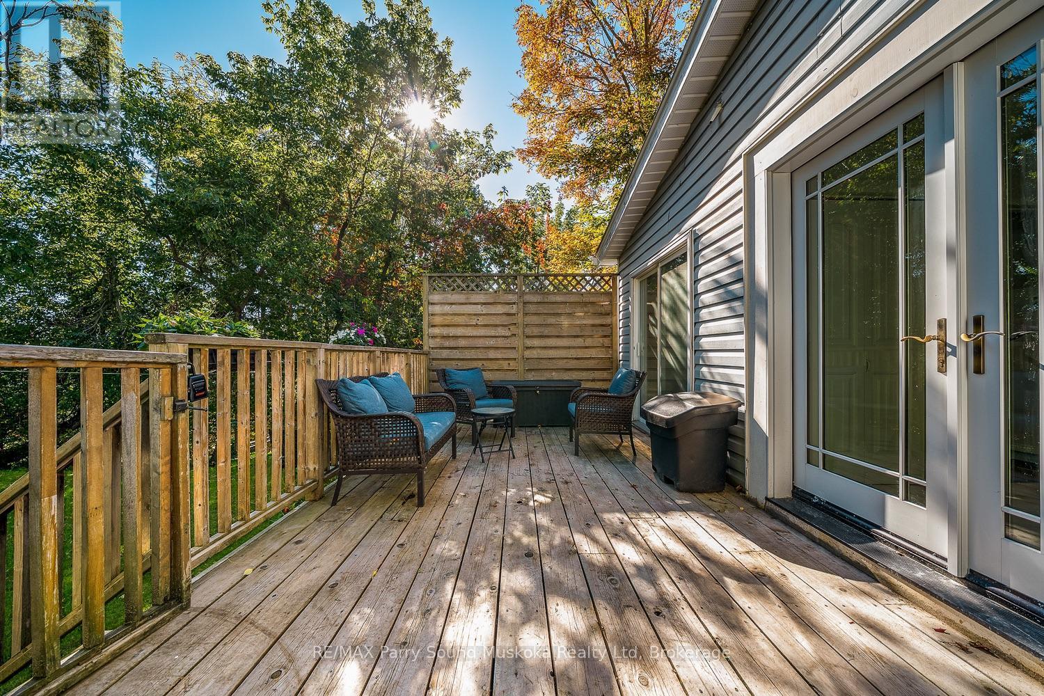 502 High Street, Georgian Bay (Freeman), ON - Outdoor With Deck Patio Veranda With Exterior