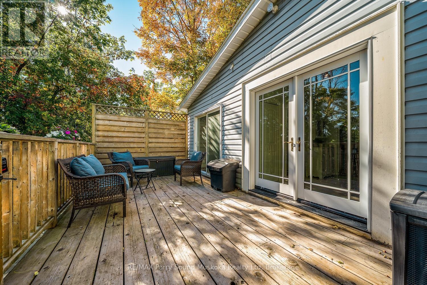 502 High Street, Georgian Bay (Freeman), ON - Outdoor With Deck Patio Veranda With Exterior