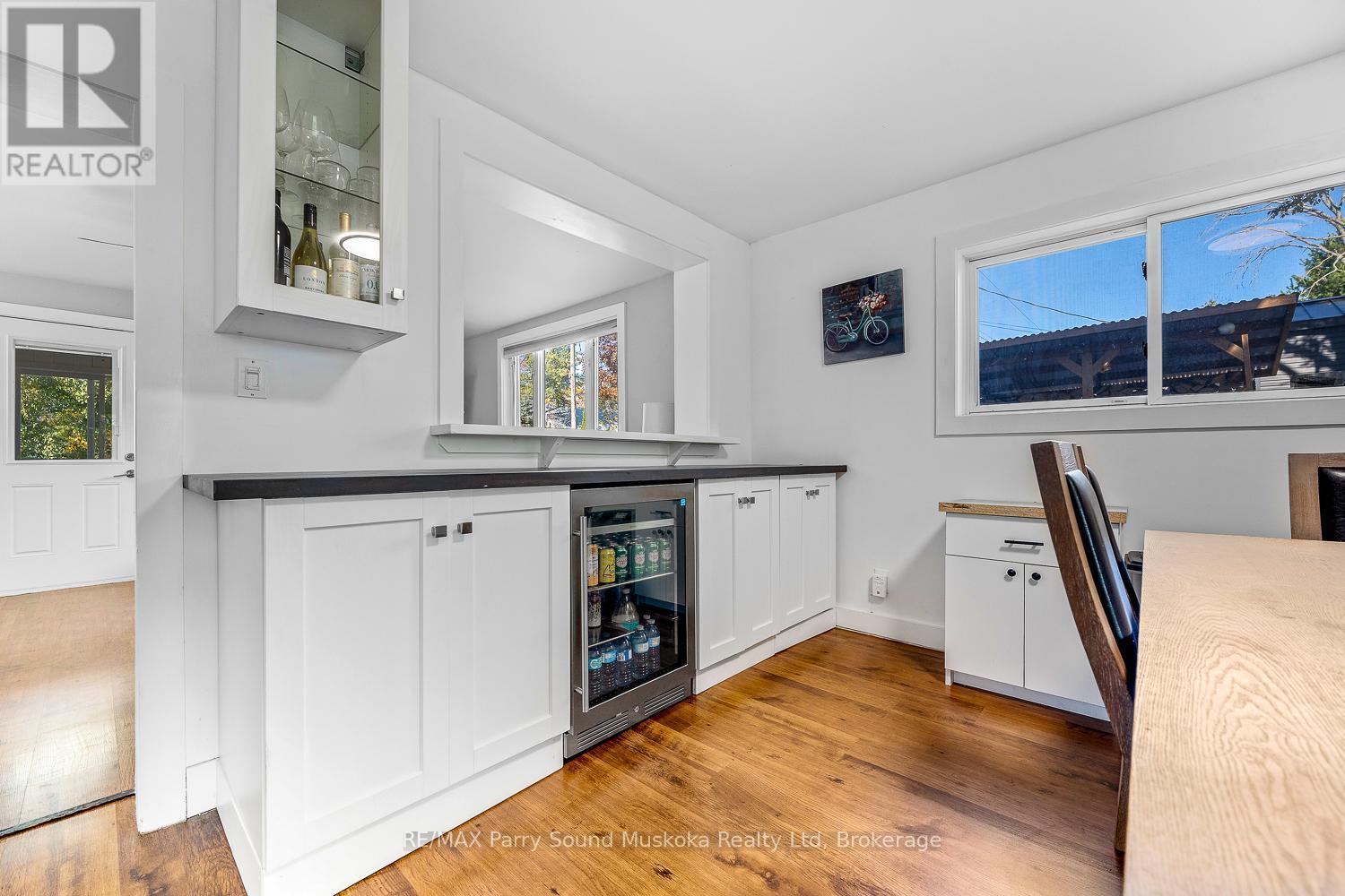 502 High Street, Georgian Bay (Freeman), ON - Indoor