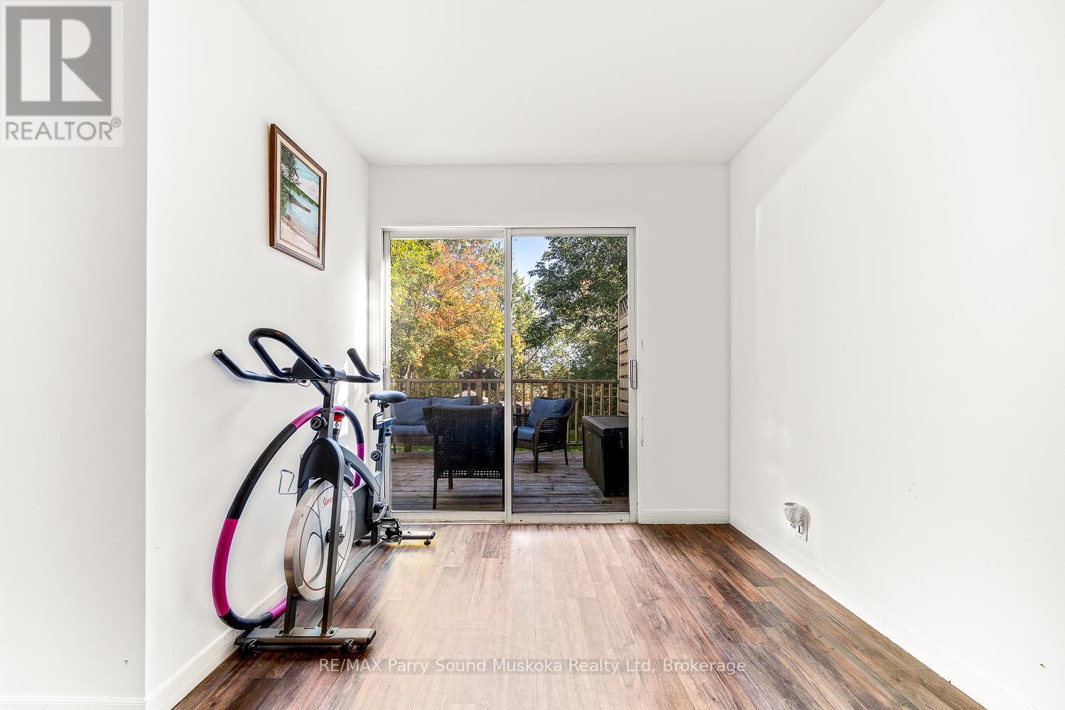 502 High Street, Georgian Bay (Freeman), ON - Indoor