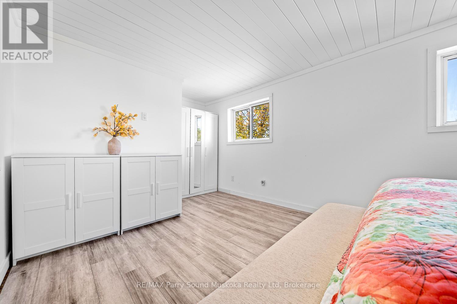 502 High Street, Georgian Bay (Freeman), ON - Indoor