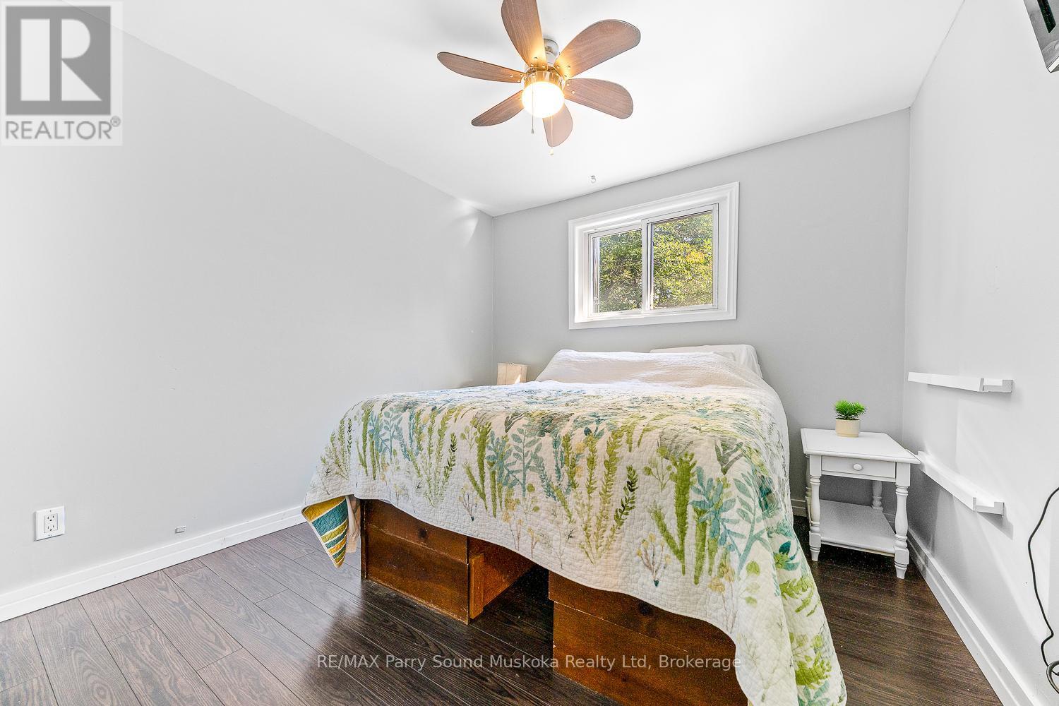 502 High Street, Georgian Bay (Freeman), ON - Indoor Photo Showing Bedroom