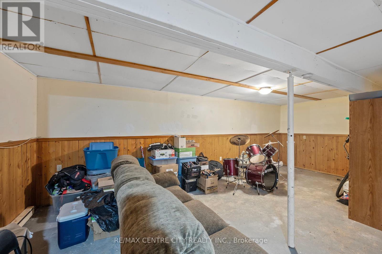 110 - 690 Little Grey Street E, London East (East L), ON - Indoor