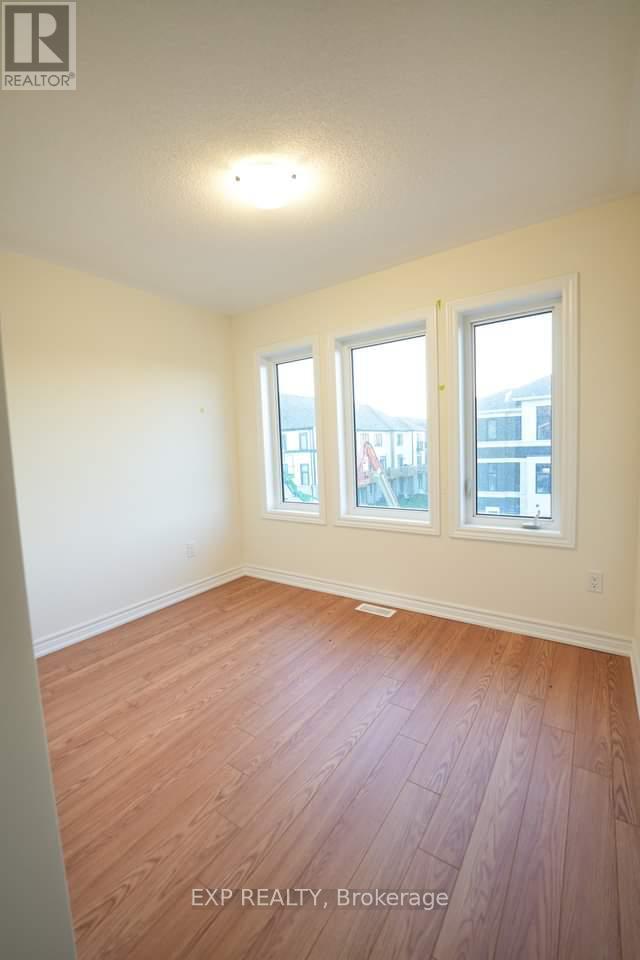 436 Okanagan Path E, Oshawa, ON - Indoor Photo Showing Other Room