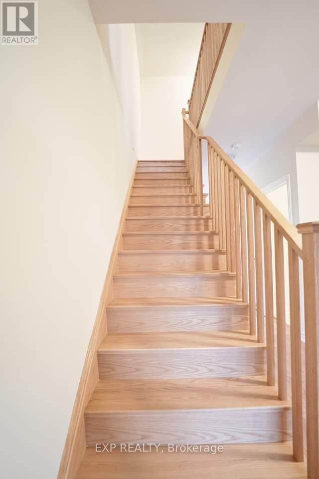 436 Okanagan Path E, Oshawa, ON - Indoor Photo Showing Other Room