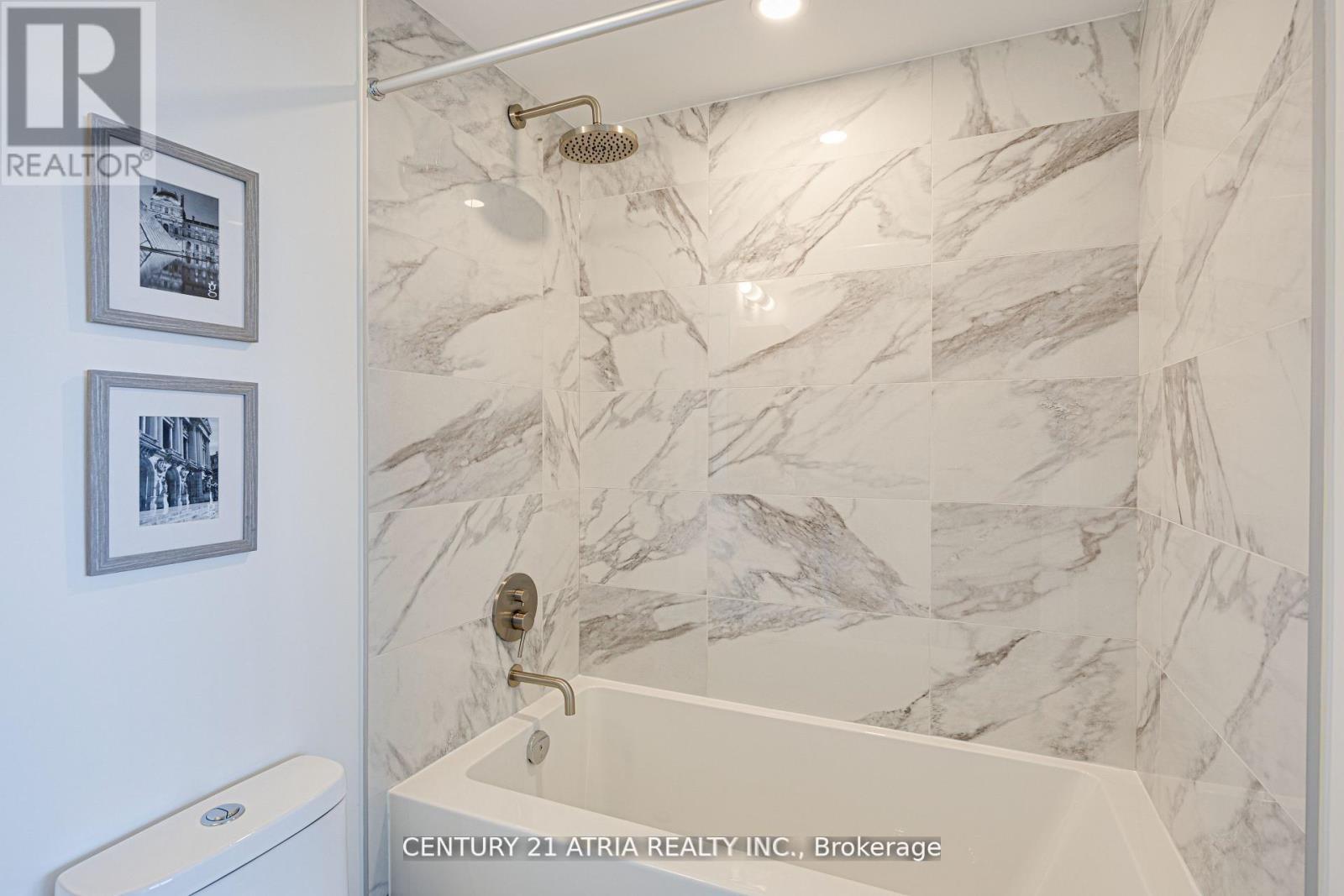 822 - 1100 Sheppard Avenue W, Toronto, ON - Indoor Photo Showing Bathroom