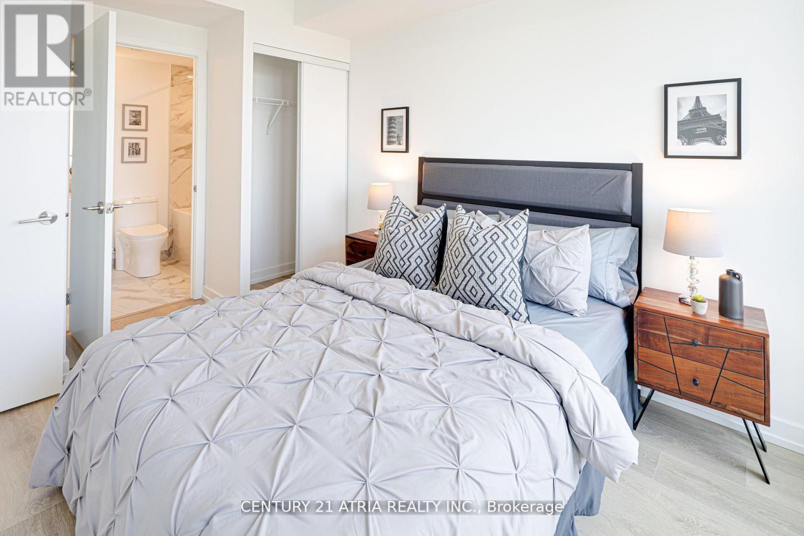 822 - 1100 Sheppard Avenue W, Toronto, ON - Indoor Photo Showing Bedroom