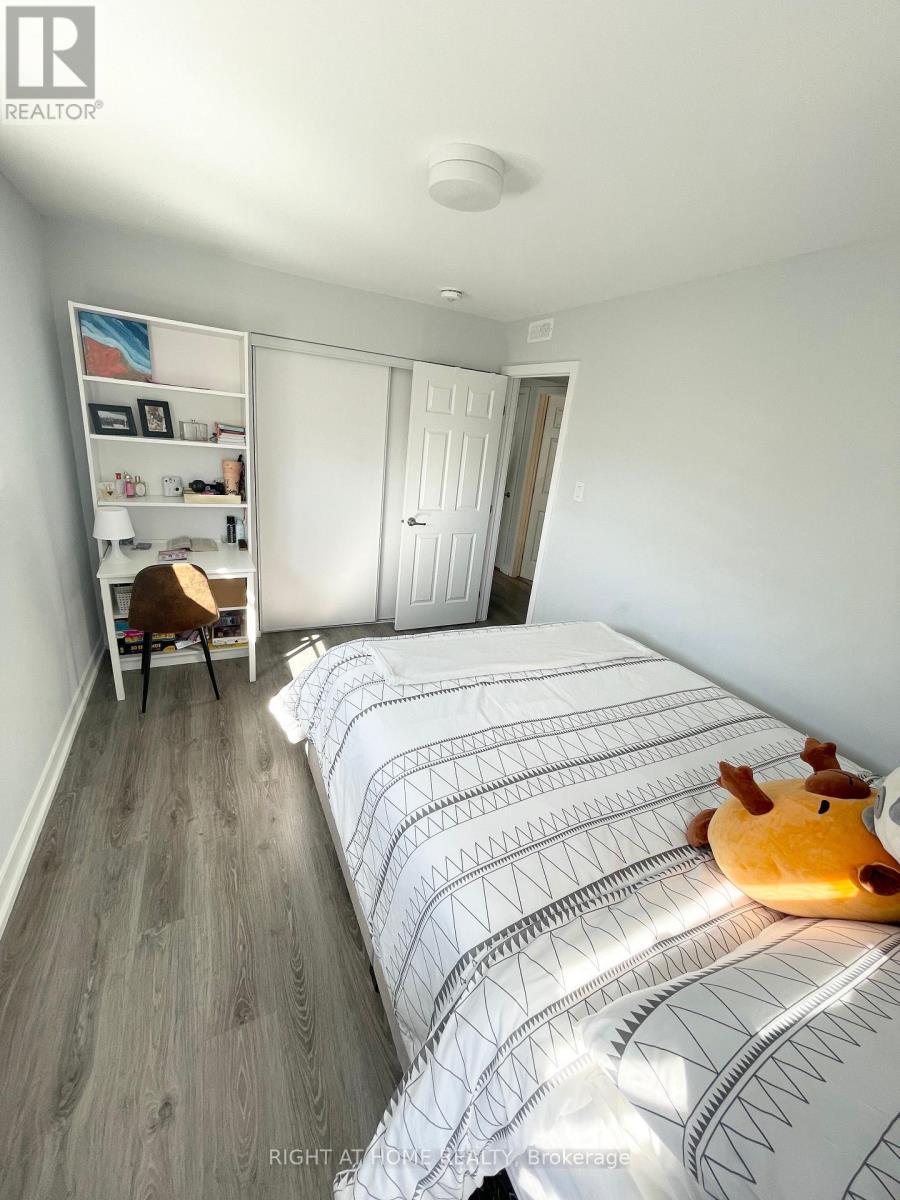 232 Anyolite Private, Ottawa, ON - Indoor Photo Showing Bedroom