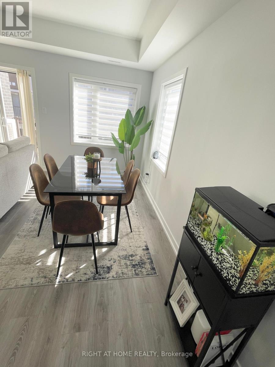 232 Anyolite Private, Ottawa, ON - Indoor Photo Showing Dining Room