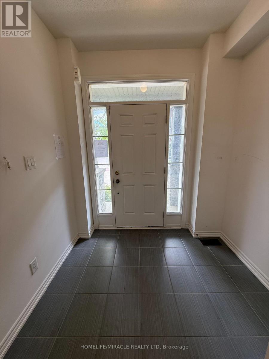 8 Pomarine Way, Brampton, ON