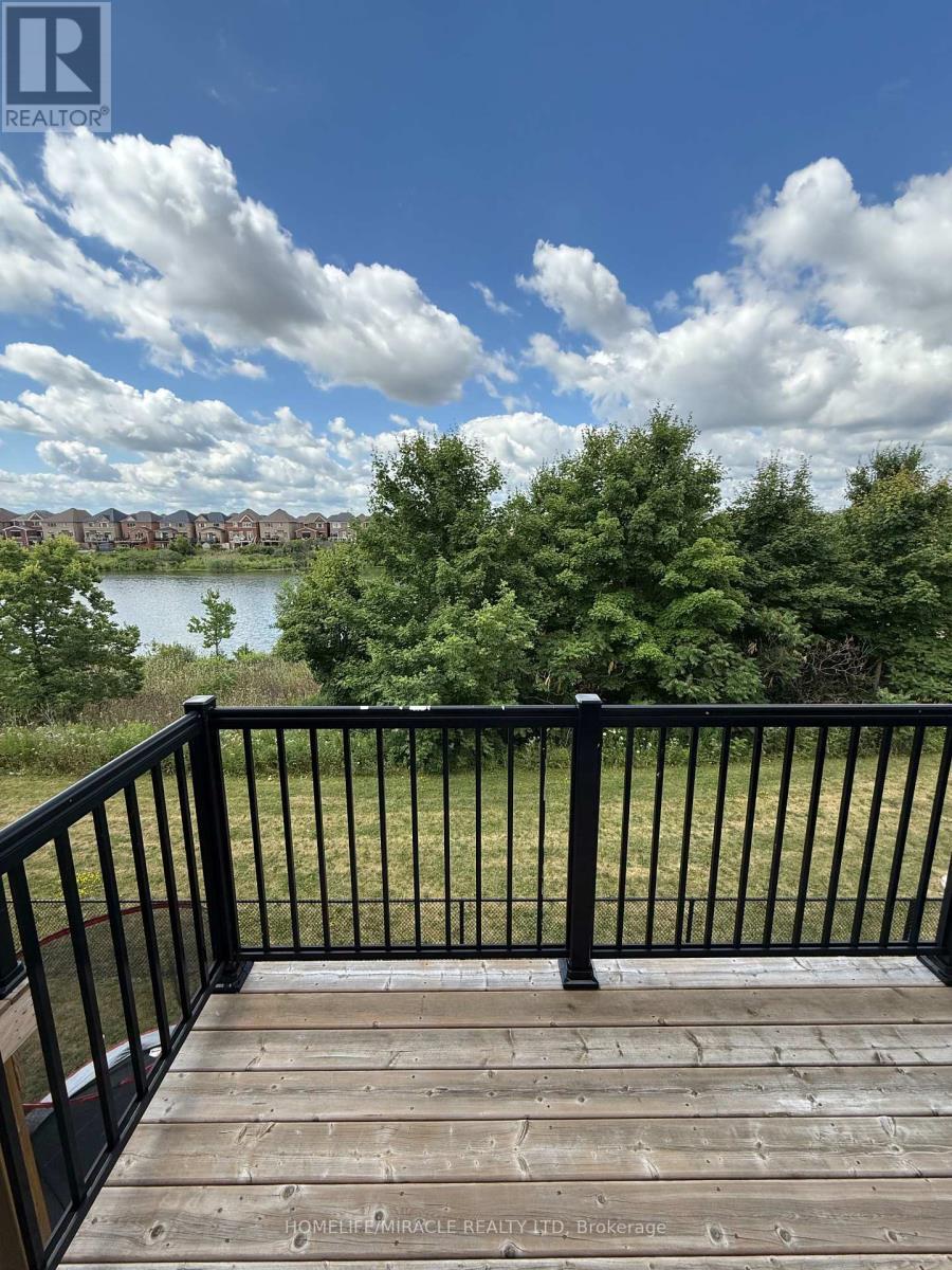 8 Pomarine Way, Brampton, ON