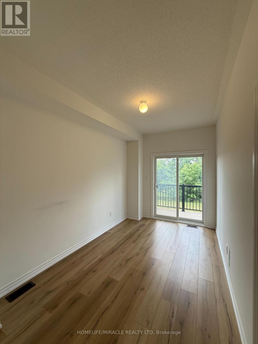 8 Pomarine Way, Brampton, ON