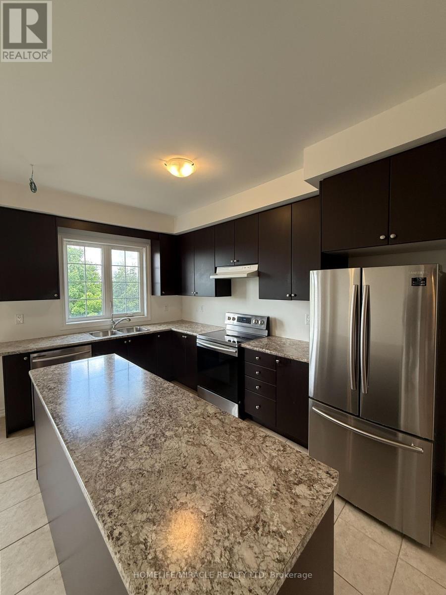 8 Pomarine Way, Brampton, ON