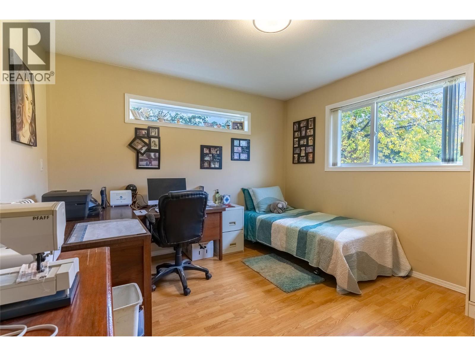 Bedroom - 1424 Loon Lake Road, Loon Lake, BC - Indoor Photo Showing Bedroom