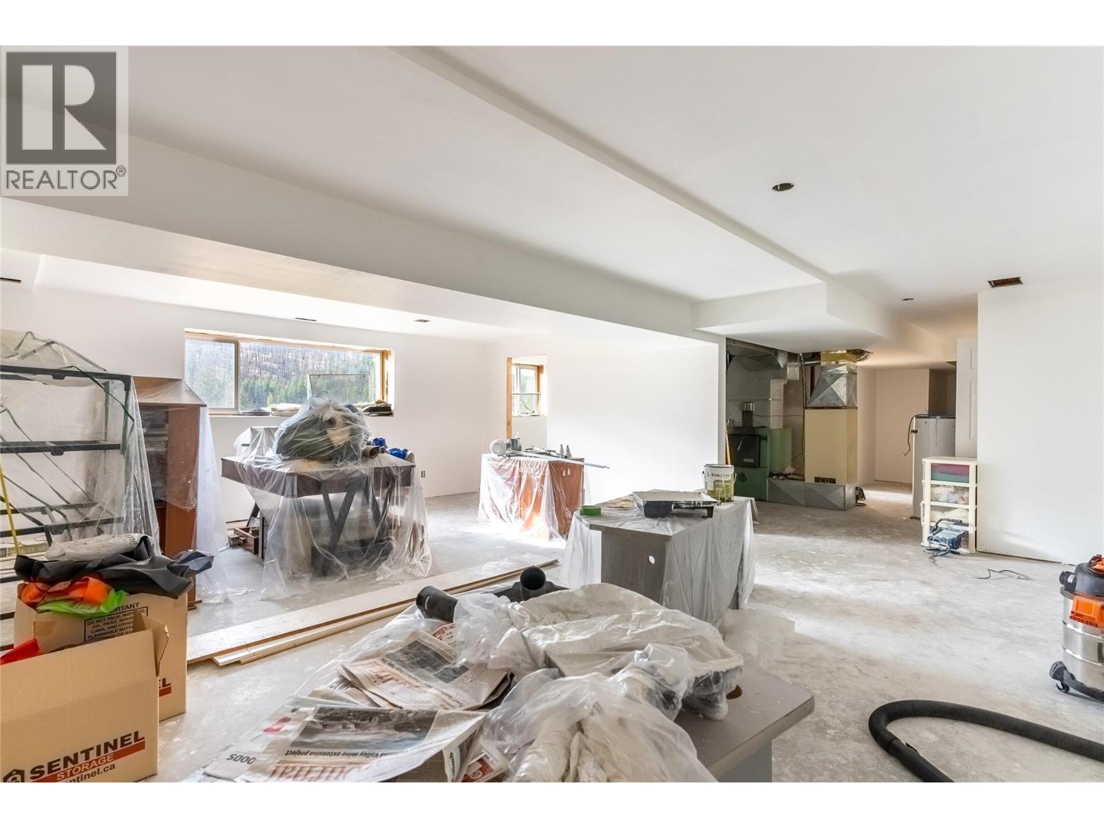 Basement - 1424 Loon Lake Road, Loon Lake, BC - Indoor