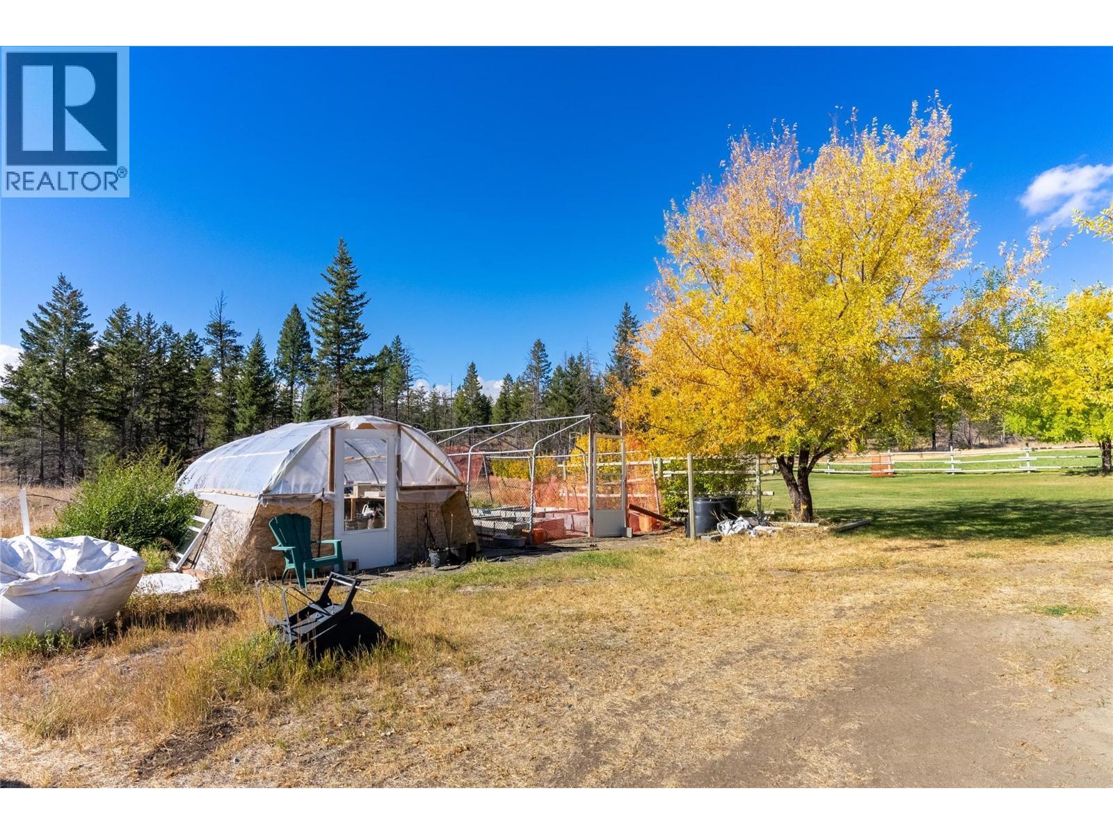 1424 Loon Lake Road, Loon Lake, BC - Outdoor