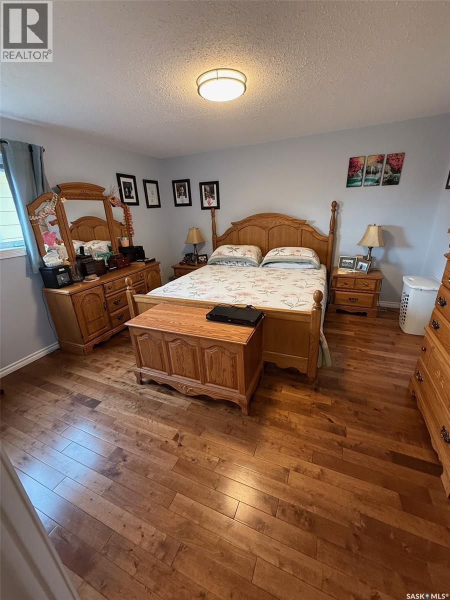 121 18Th Street W, Battleford, SK - Indoor Photo Showing Bedroom