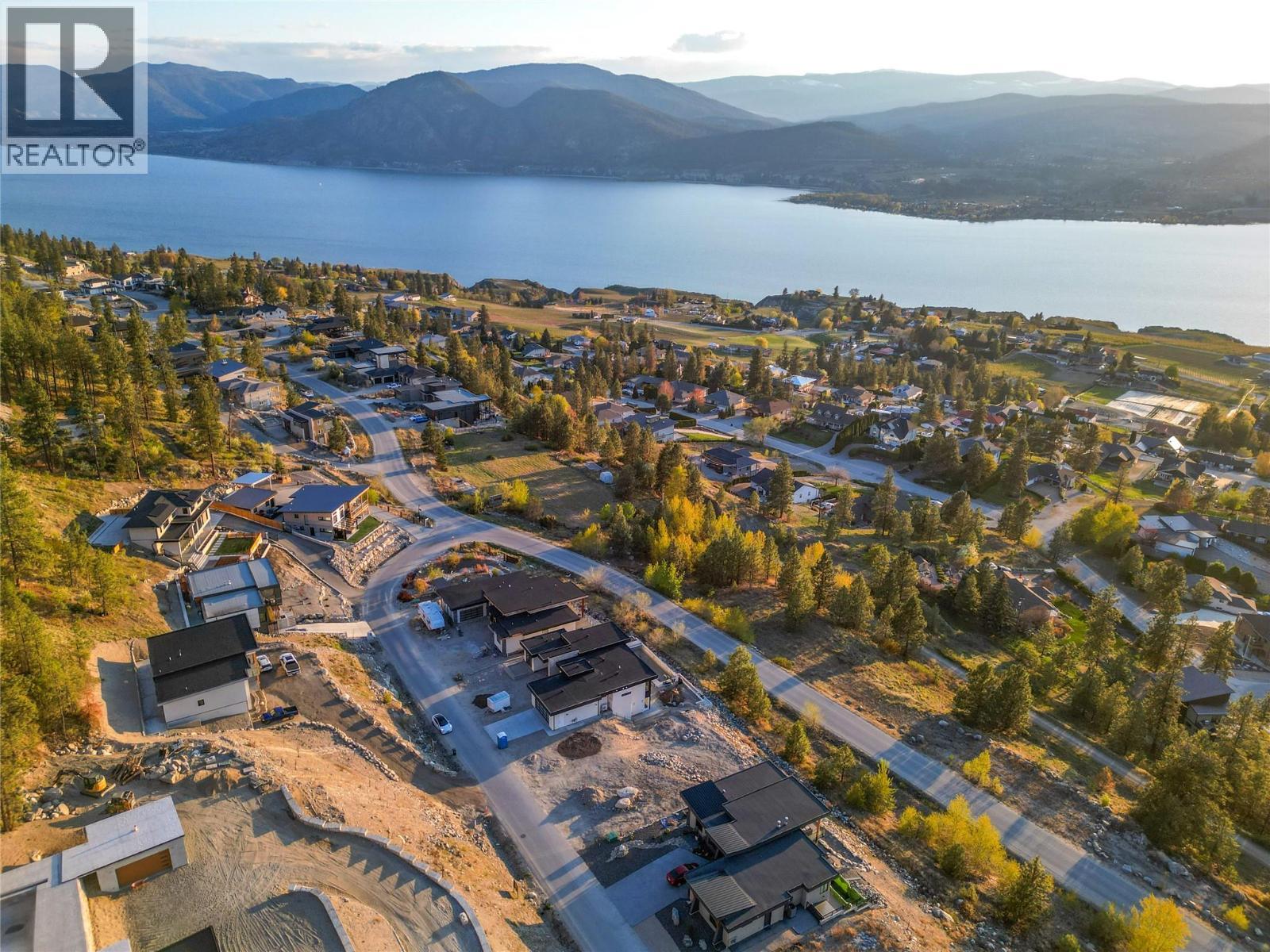 2855 Outlook Way, Naramata, BC