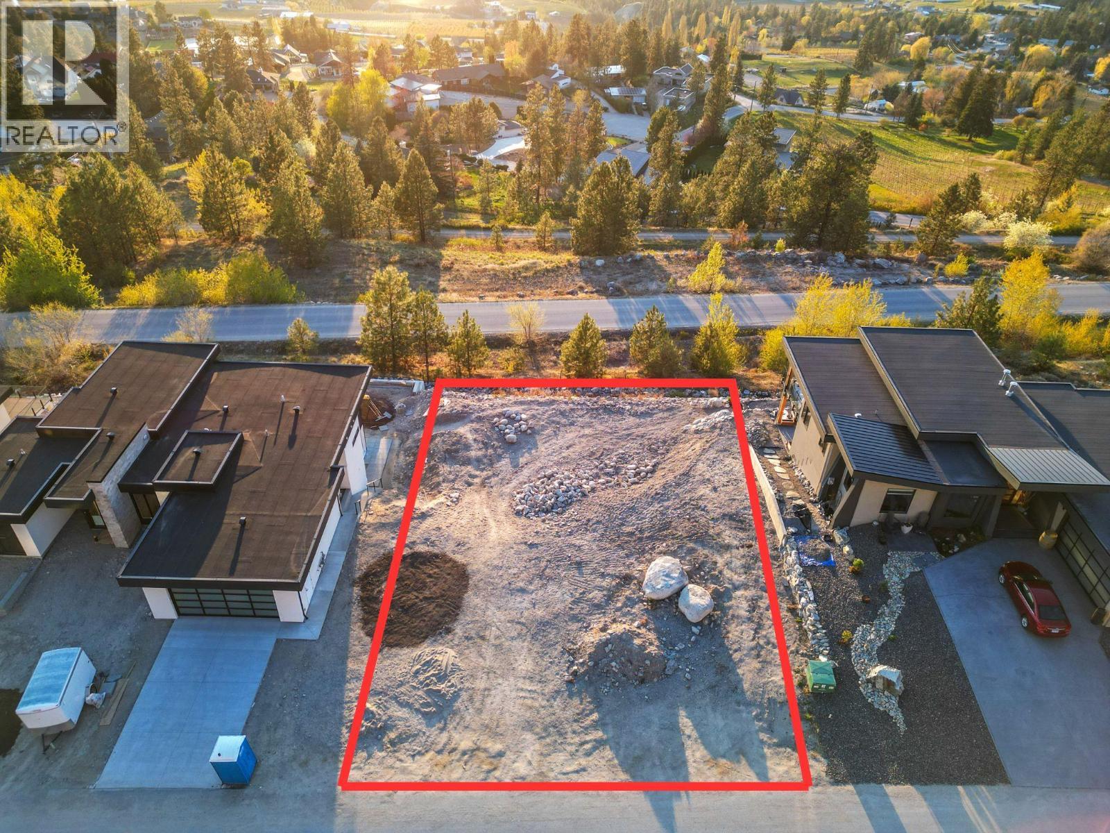 2855 Outlook Way, Naramata, BC