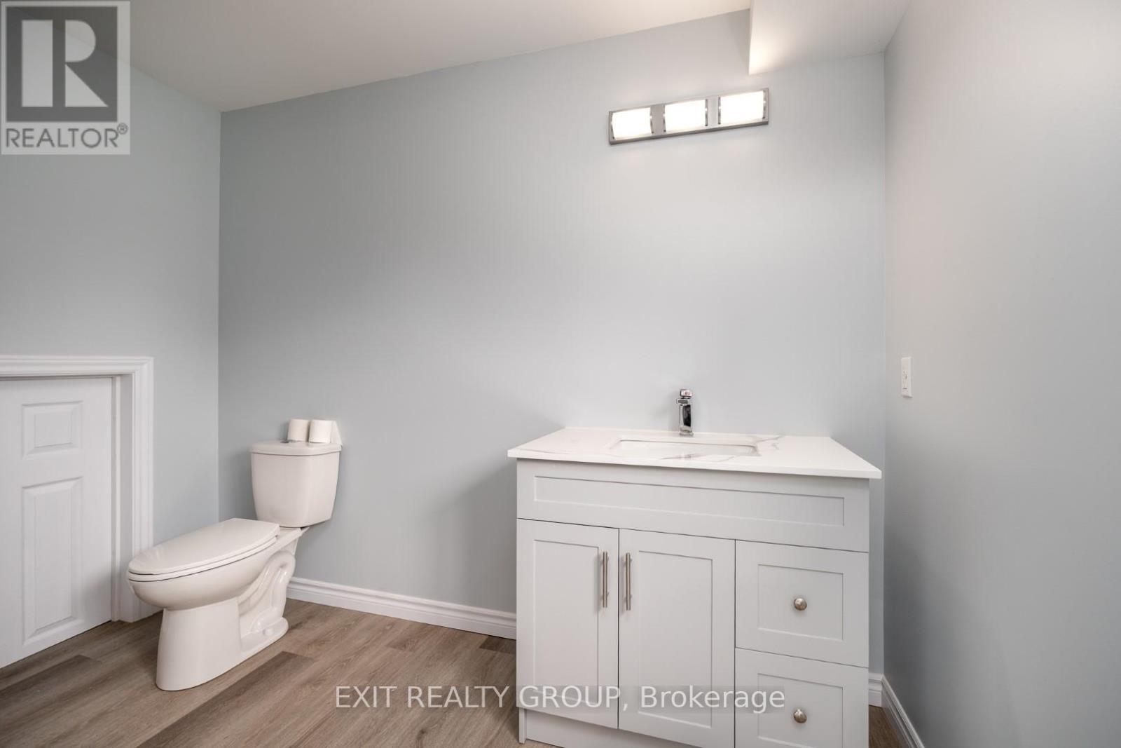 169 East Hungerford Road, Tweed (Hungerford (Twp)), ON - Indoor Photo Showing Bathroom