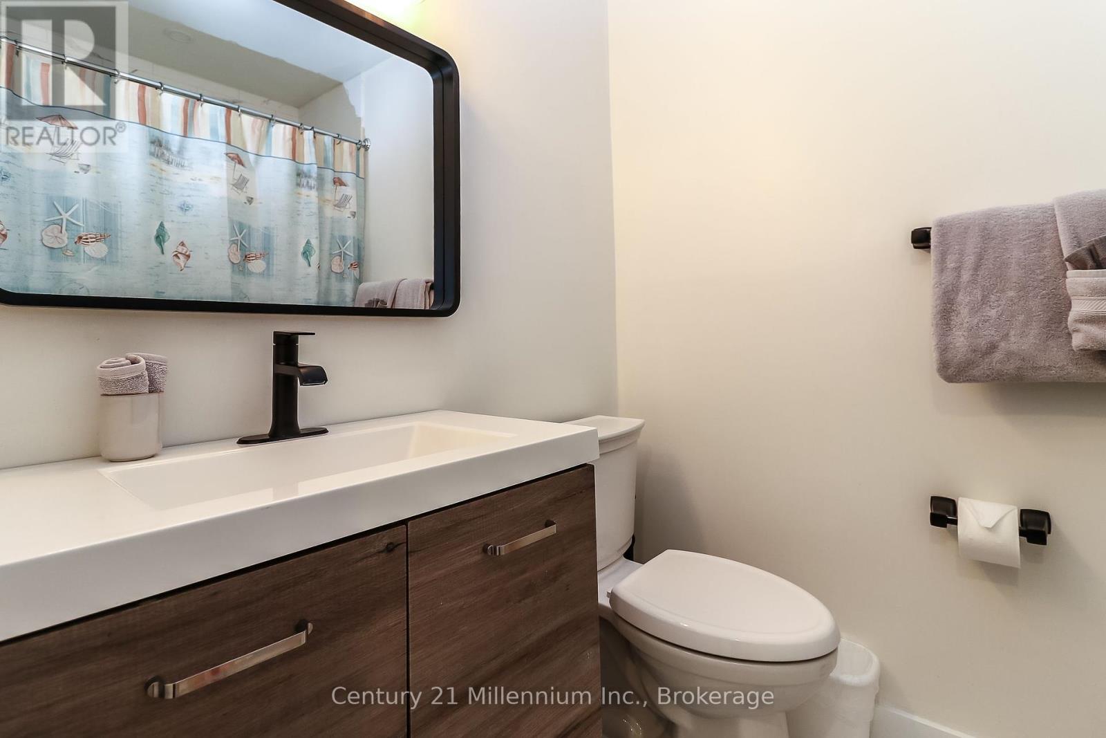 194 Escarpment Crescent, Collingwood, ON - Indoor Photo Showing Bathroom