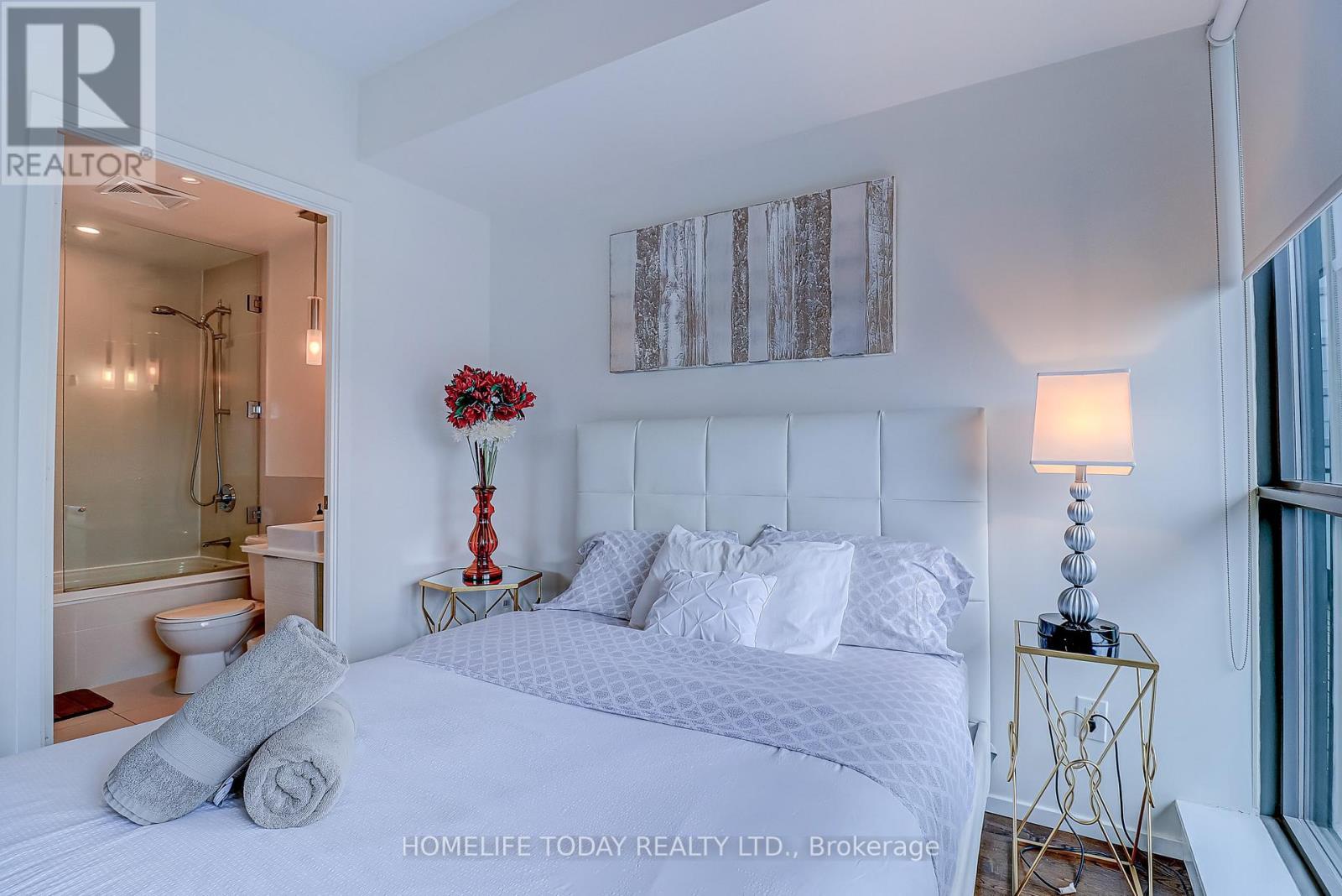 1502 - 8 Charlotte Street, Toronto, ON - Indoor Photo Showing Bedroom