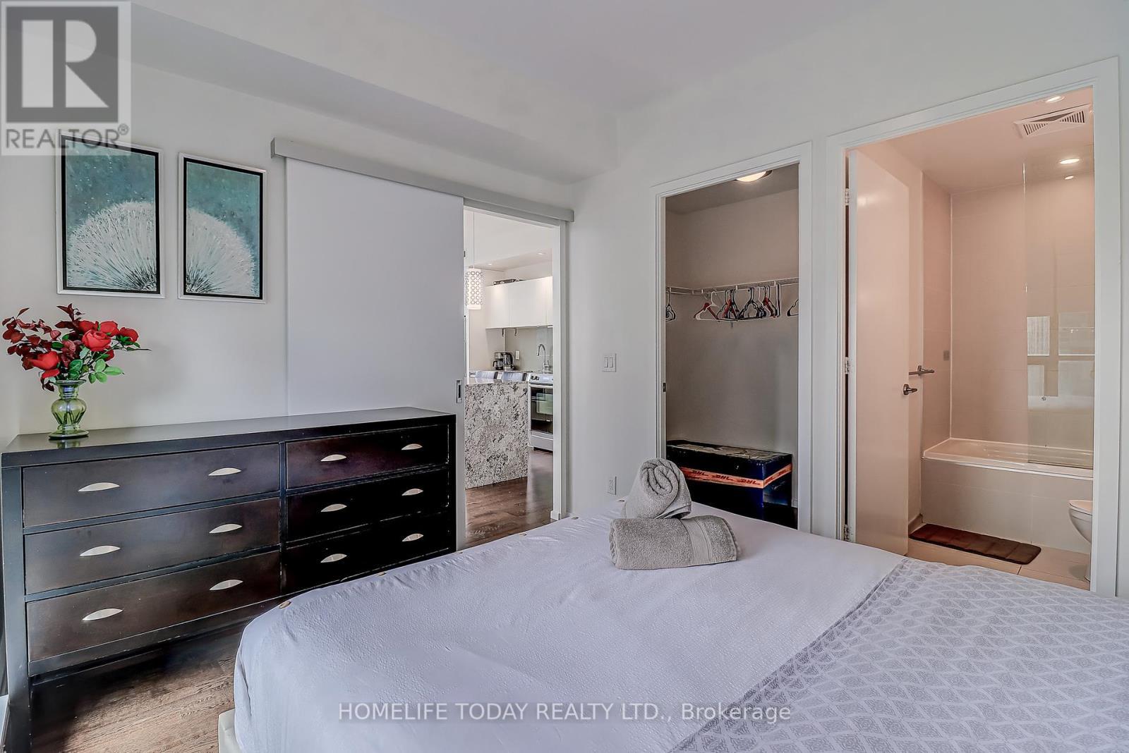 1502 - 8 Charlotte Street, Toronto, ON - Indoor Photo Showing Bedroom