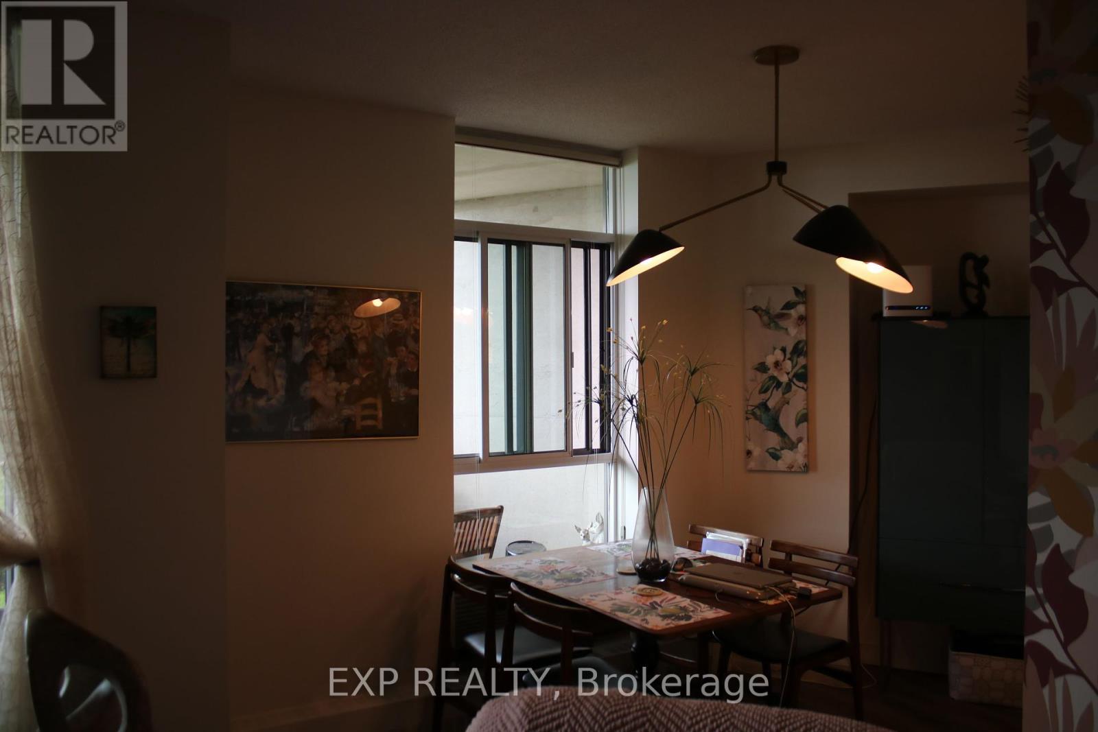 104 - 5250 Lakeshore Road, Burlington (Appleby), ON - Indoor