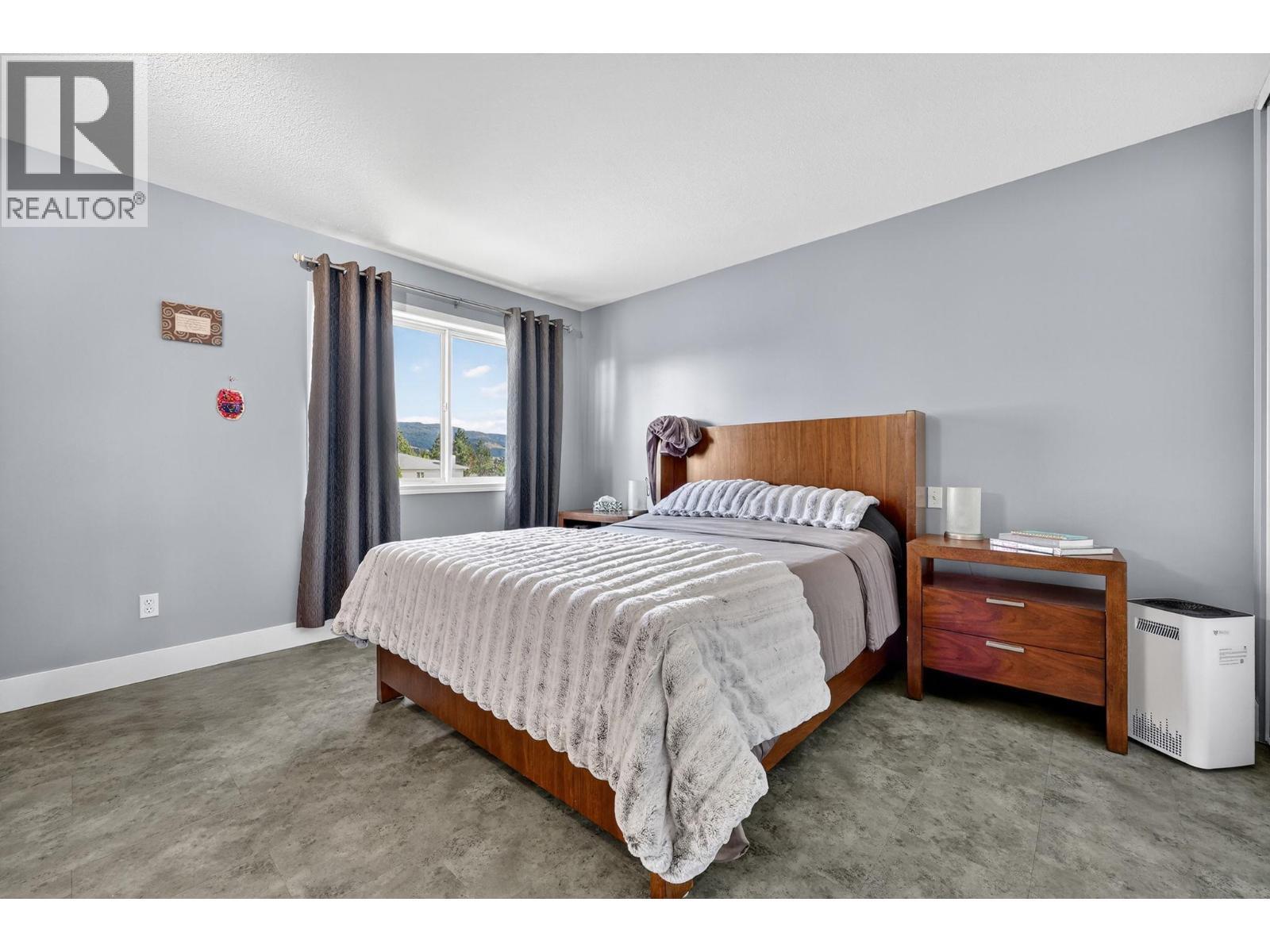 6400 Spencer Road Unit# 41, Kelowna, BC - Indoor Photo Showing Bedroom