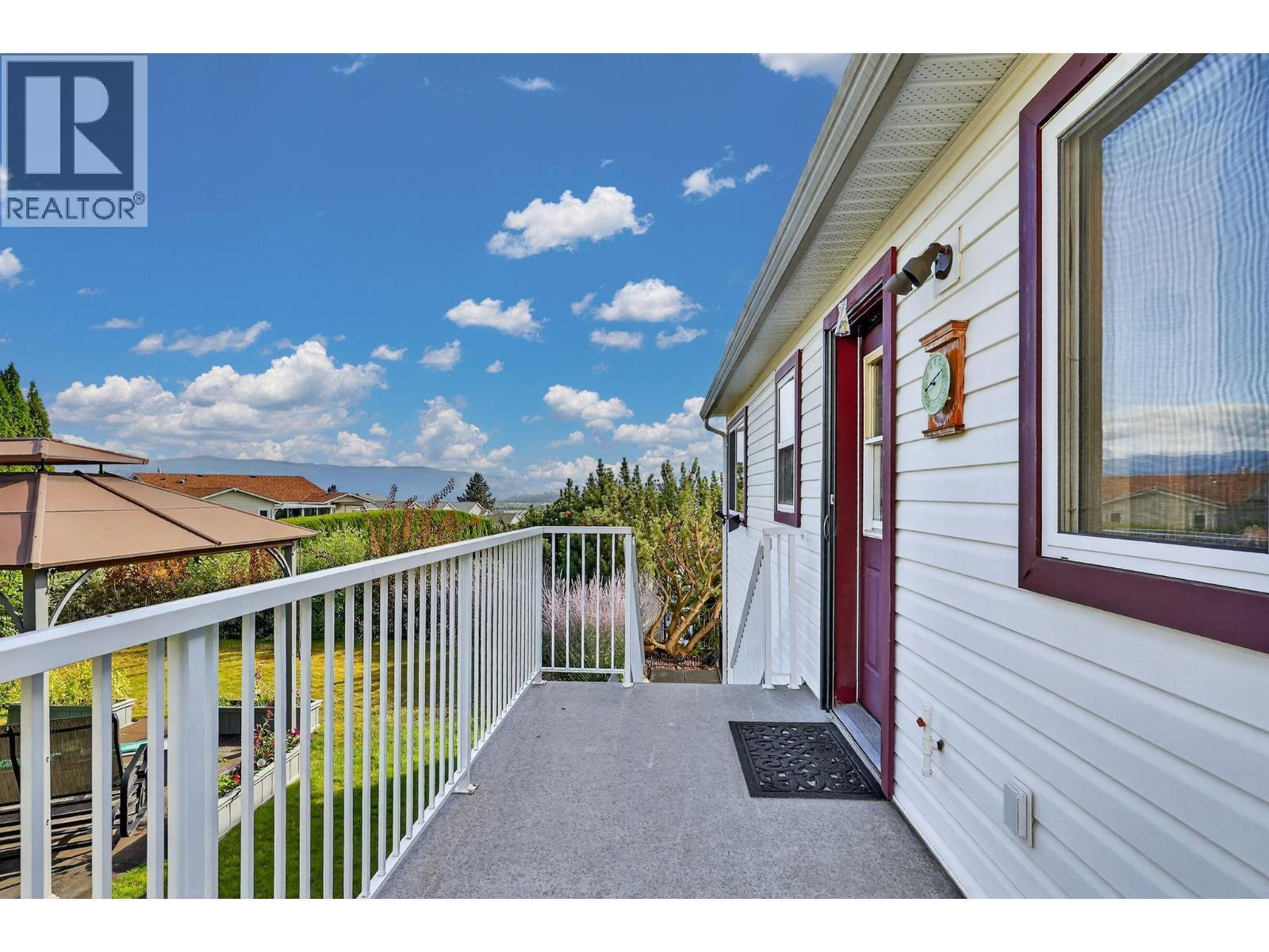 6400 Spencer Road Unit# 41, Kelowna, BC - Outdoor With Exterior