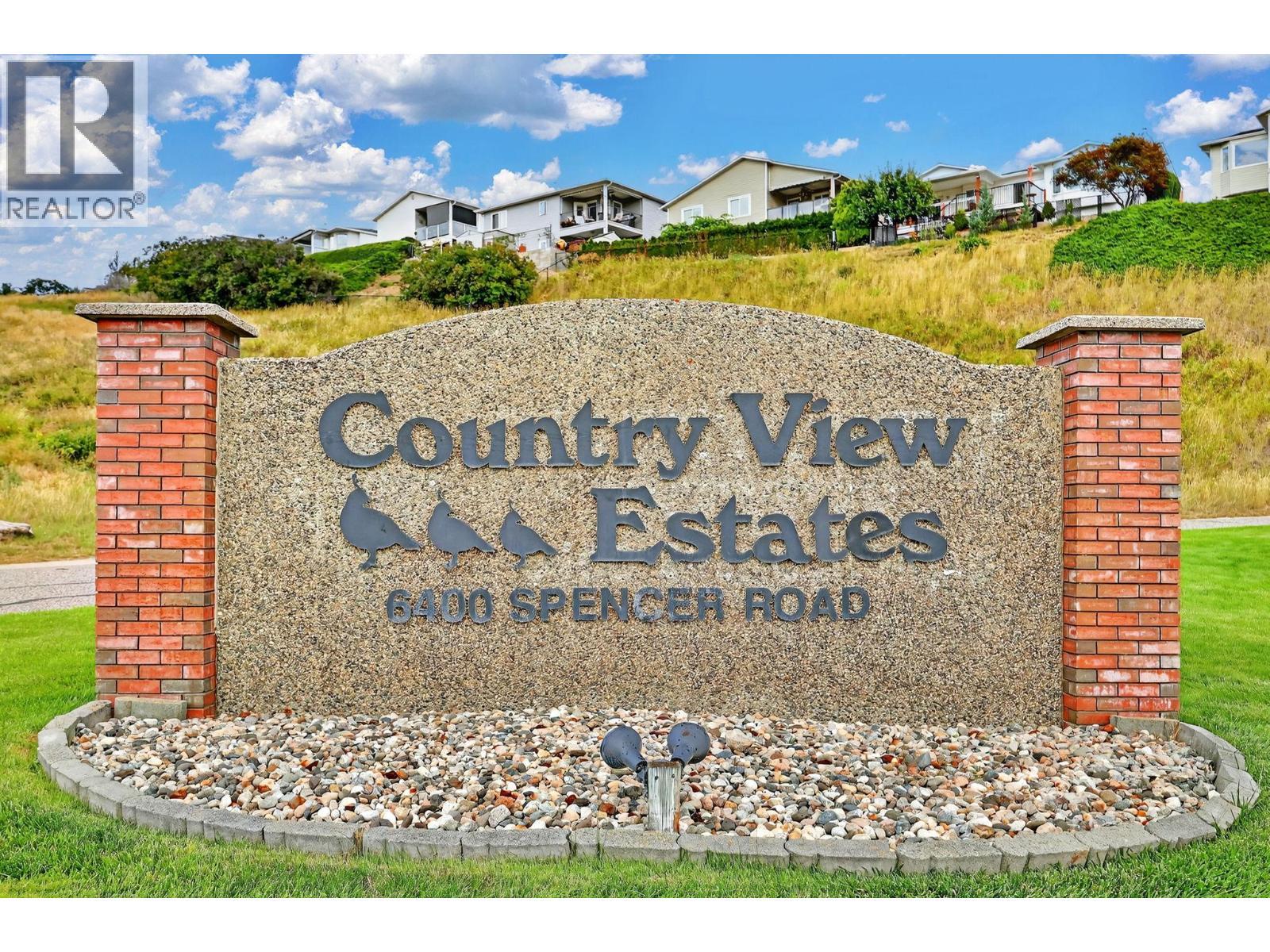 6400 Spencer Road Unit# 41, Kelowna, BC - Outdoor With View
