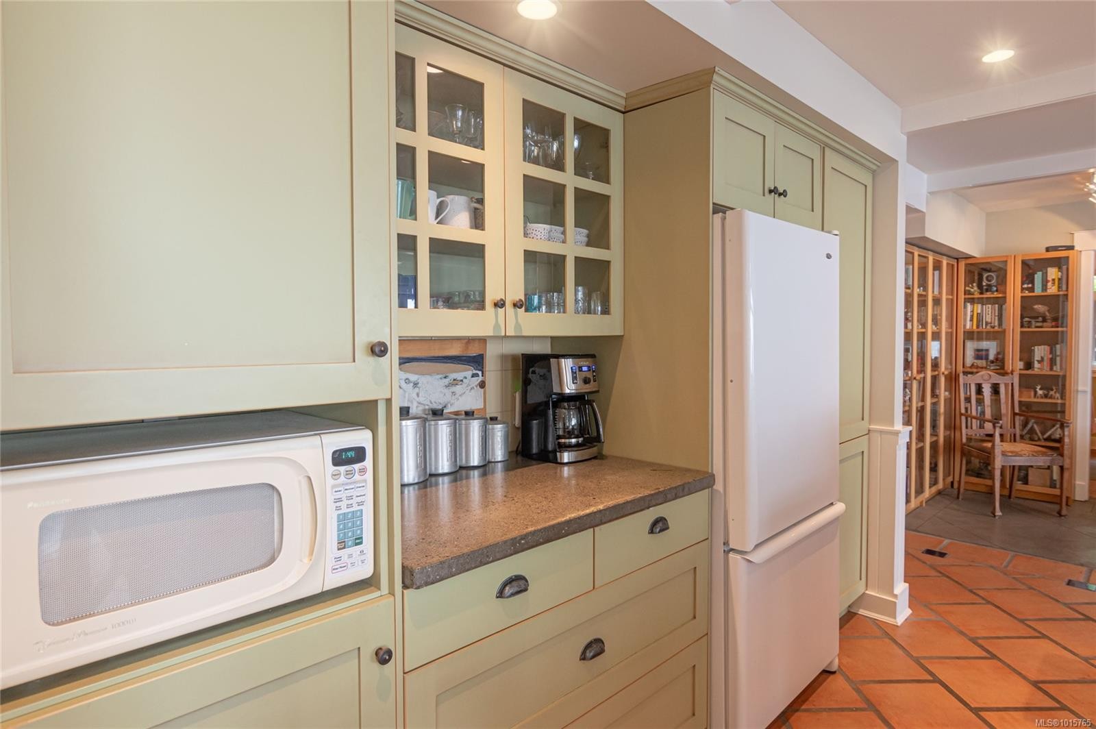 105 Island Park Dr, Galiano Island, BC