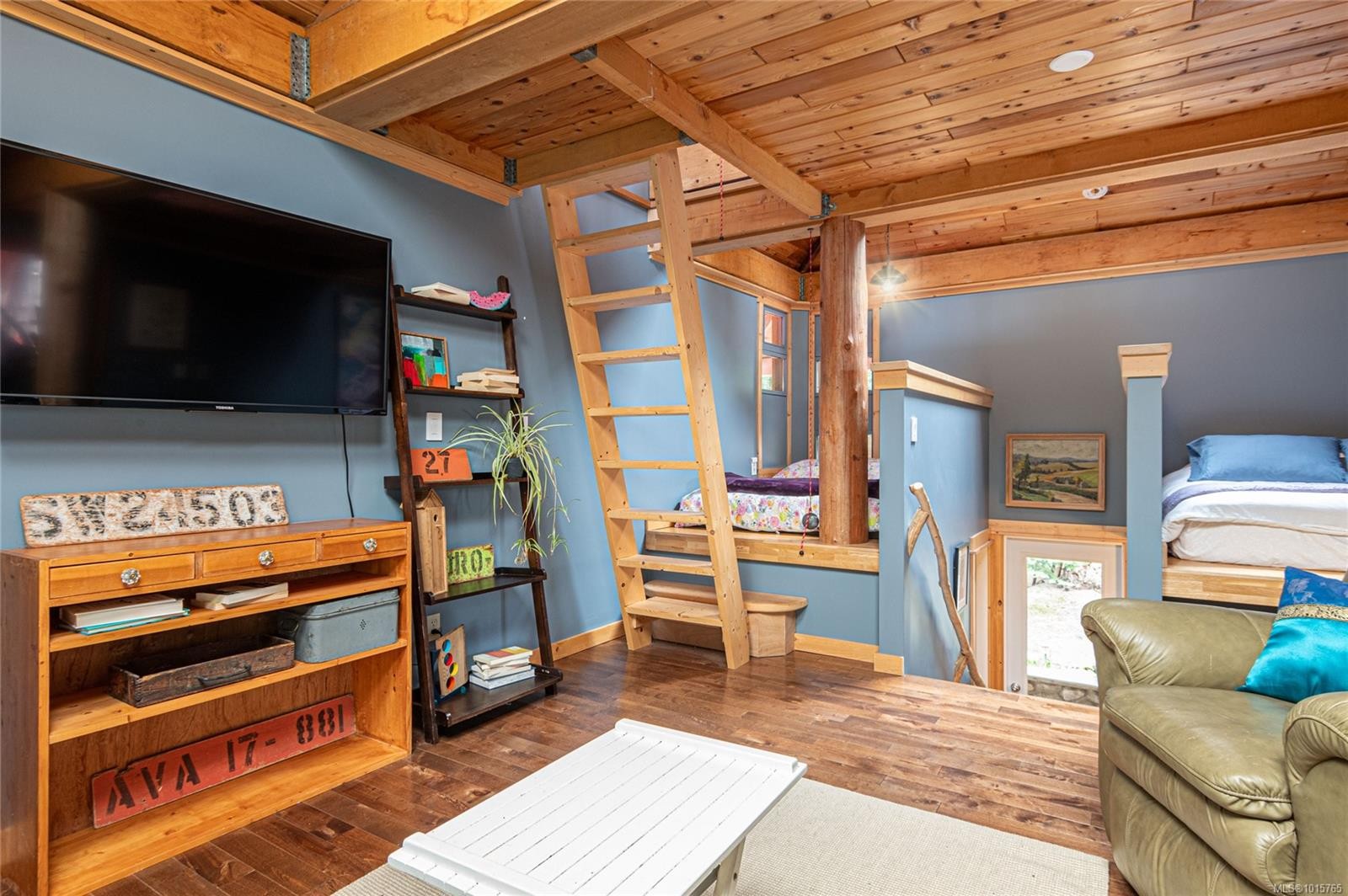 105 Island Park Dr, Galiano Island, BC