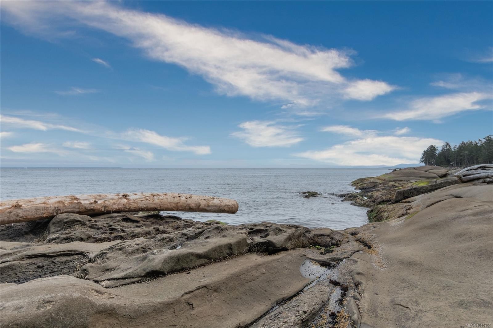 105 Island Park Dr, Galiano Island, BC