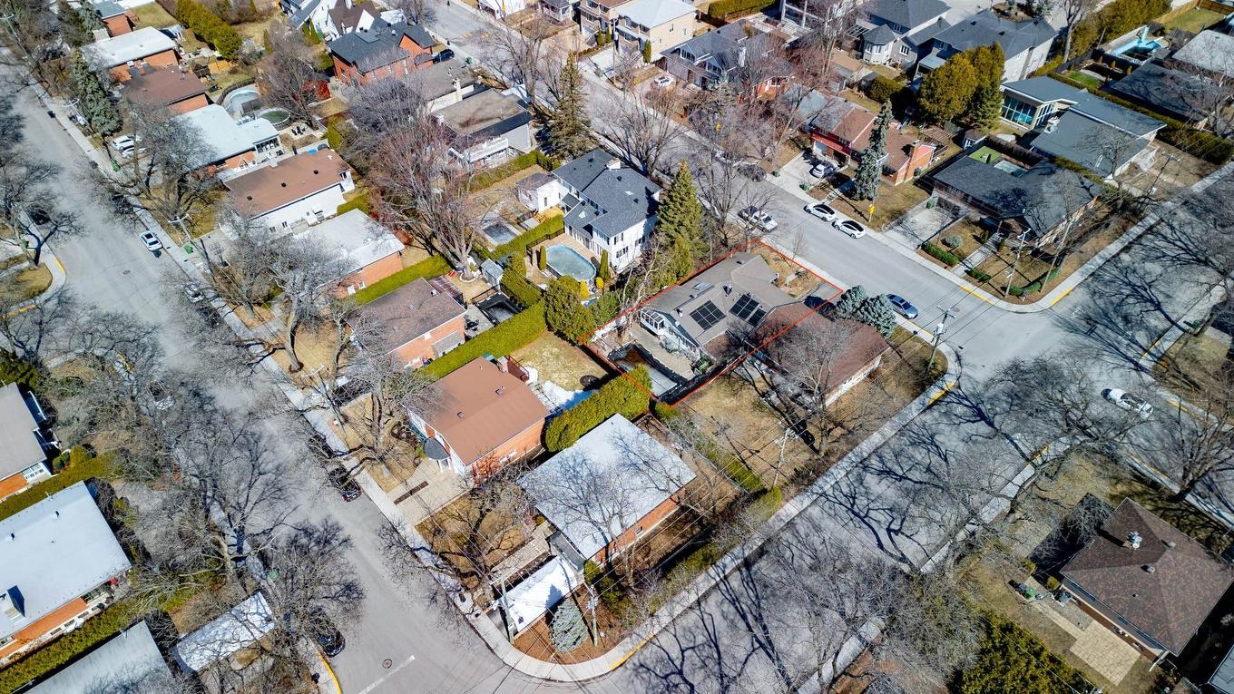 Photo aérienne - 12210 Rue Jasmin, Montréal (Ahuntsic-Cartierville), QC - With View