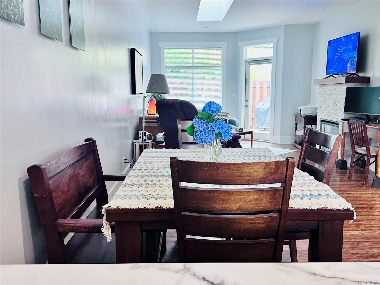 54-300 Grosskleg Way, Lake Cowichan, BC