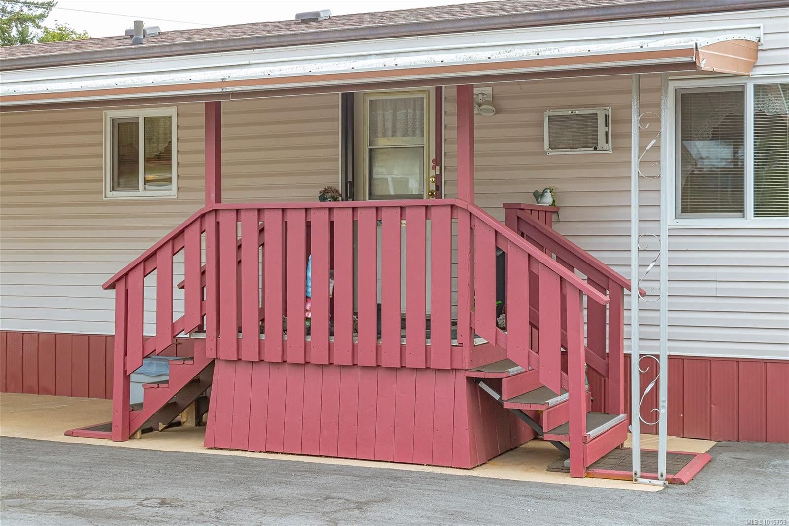 13-6245 Metral Dr, Nanaimo, BC