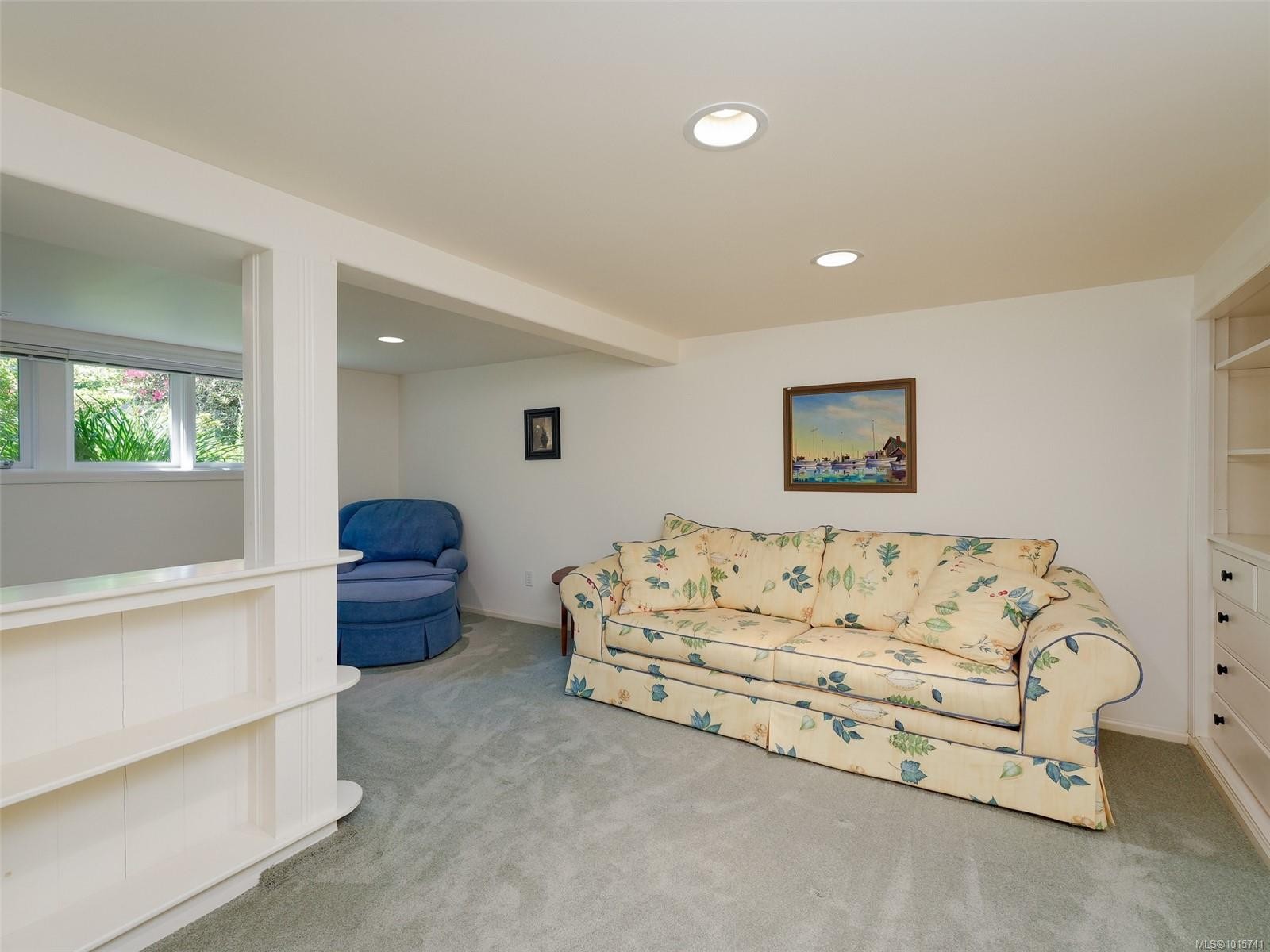 4590 Torquay Dr, Saanich, BC