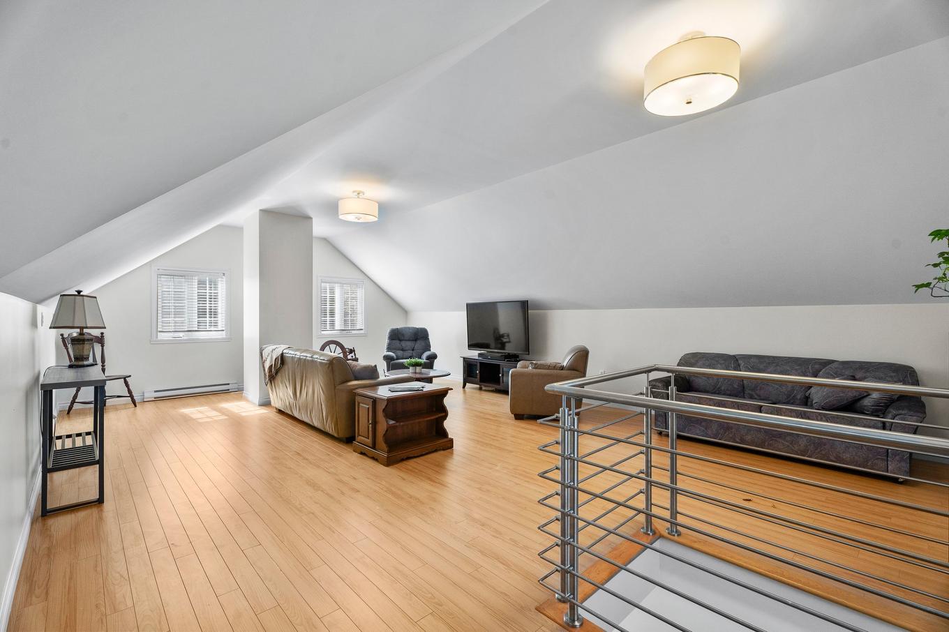 Family room - 510 Rue Desrochers O., Chertsey, QC - Indoor