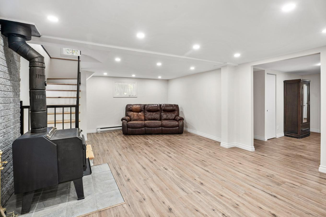 Family room - 510 Rue Desrochers O., Chertsey, QC - Indoor