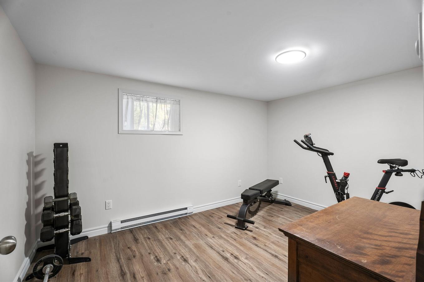 Bedroom - 510 Rue Desrochers O., Chertsey, QC - Indoor Photo Showing Gym Room