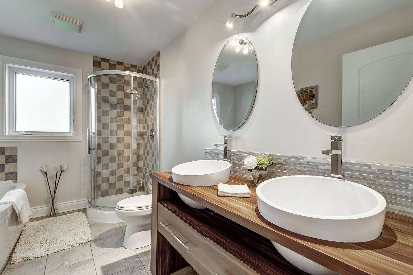 Salle de bains - 425 Av. Des Crécerelles, Beaconsfield, QC - Indoor Photo Showing Bathroom