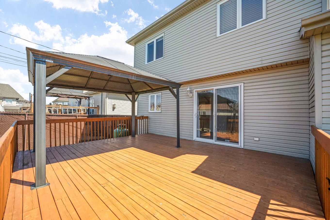 Cour - 178 Rue De La Belle-Plage, Vaudreuil-Dorion, QC - Outdoor With Deck Patio Veranda With Exterior