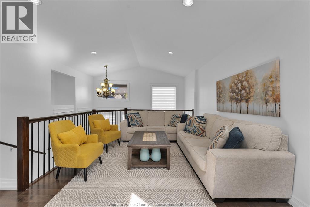 3921 Zanzibar Crescent, Windsor, ON - Indoor Photo Showing Other Room