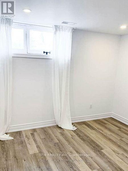 Lower - 291 Brighton Avenue, Toronto, ON - Indoor Photo Showing Other Room