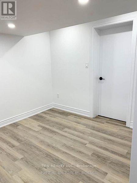 Lower - 291 Brighton Avenue, Toronto, ON - Indoor Photo Showing Other Room