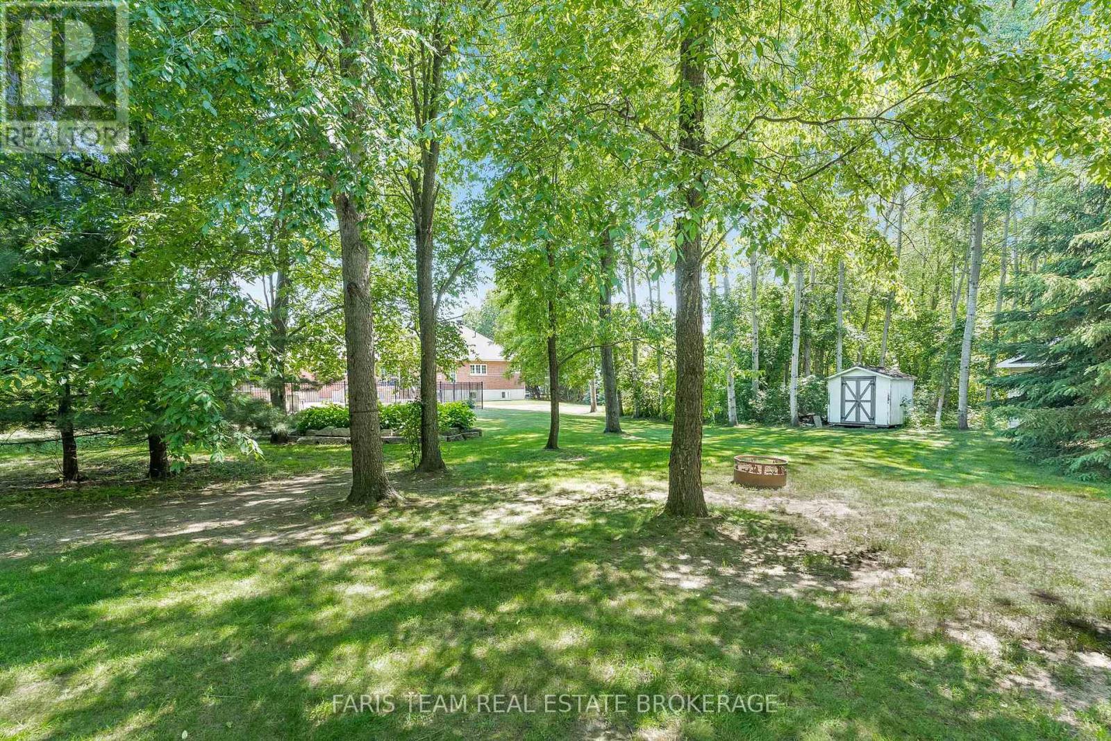 35 Parr Boulevard, Springwater, ON - Outdoor