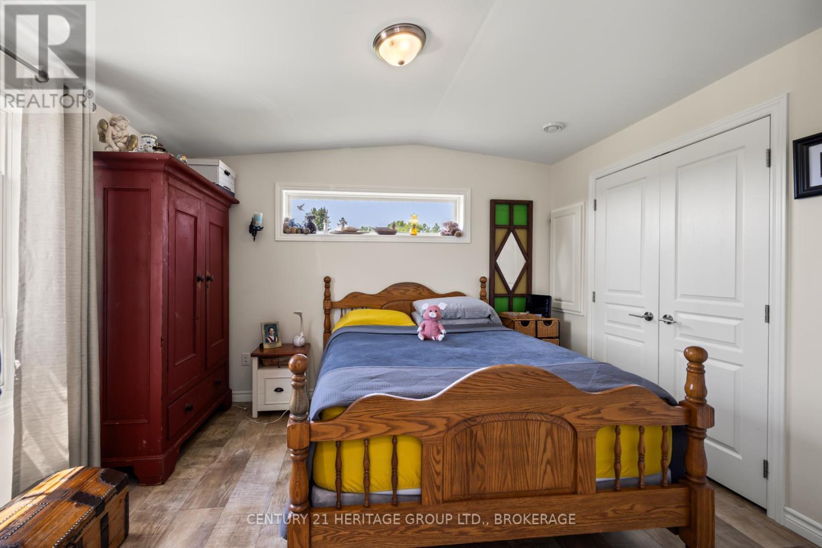3756 County Road 3, Leeds And The Thousand Islands, ON - Indoor Photo Showing Bedroom